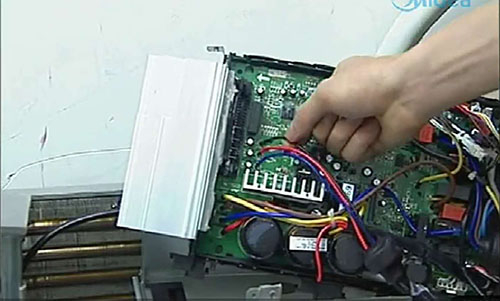 汉台美的空调电话是多少